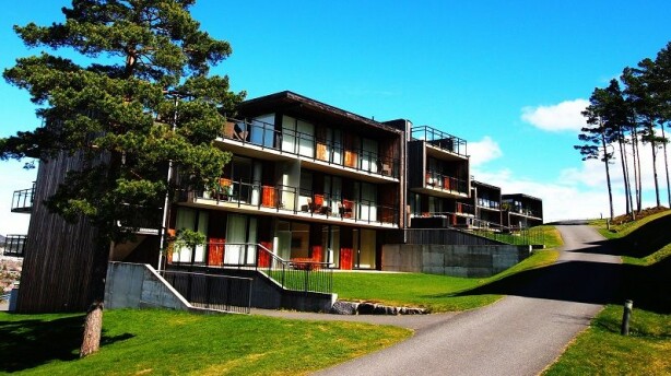 Solgte 500 mål for én million til kjendisinvestor - angrer